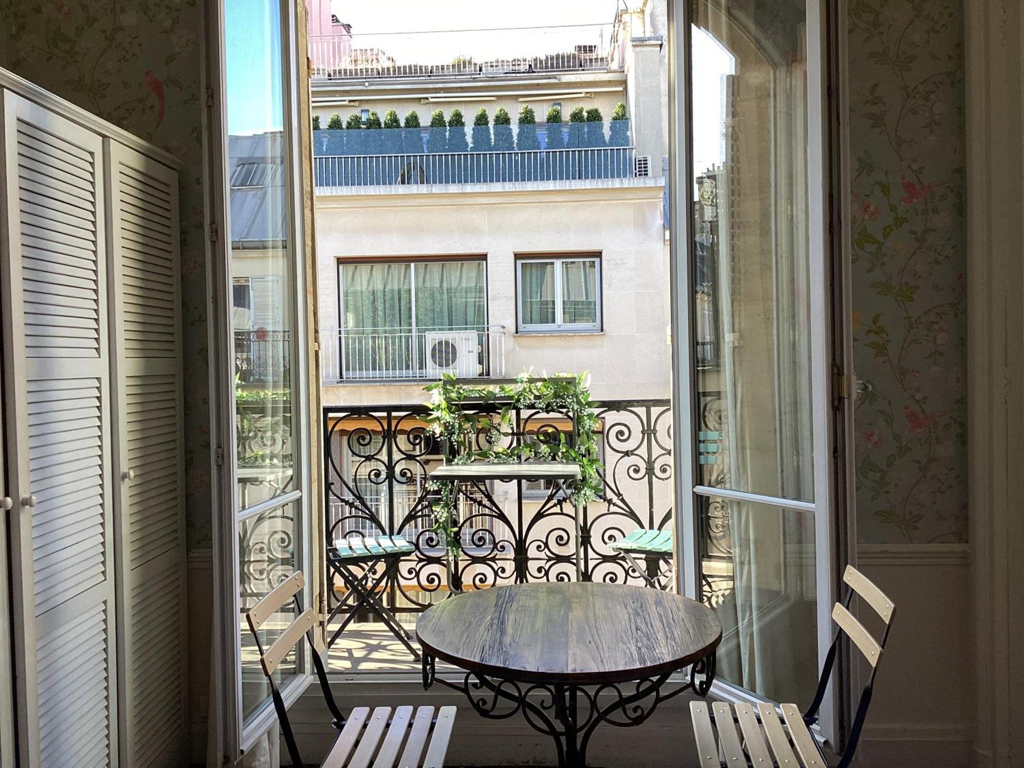 Bed And Breakfast Paris Quartier Champs-Elysees المظهر الخارجي الصورة
