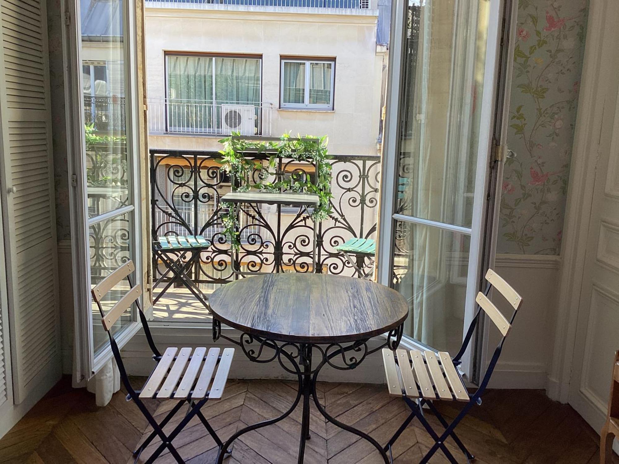 Bed And Breakfast Paris Quartier Champs-Elysees المظهر الخارجي الصورة